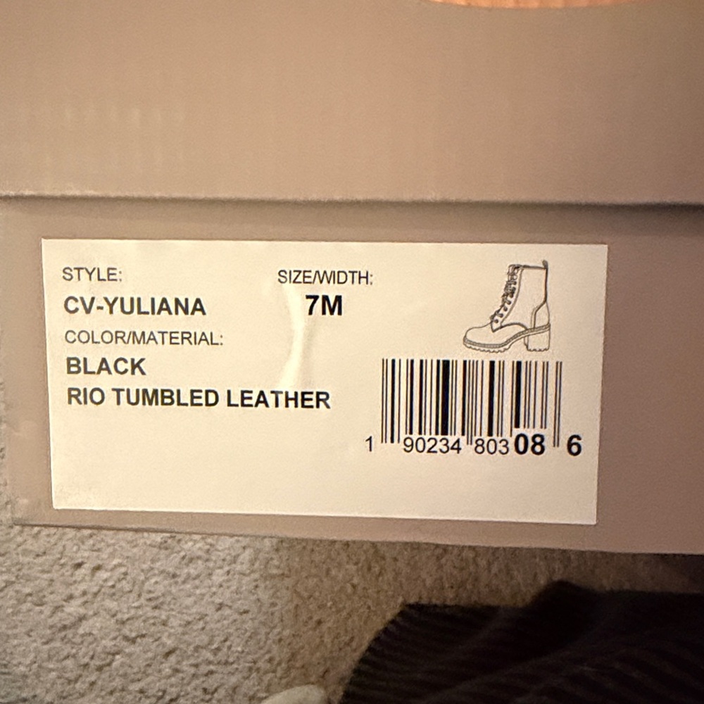 Crown Vintage Black Leather Ankle Boots - Picture 10 of 10